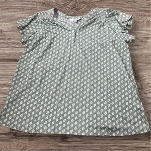 NWOT • Green and White Patterned Blouse